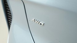 2025 (75) BYD SEAL U 1.5T DM-i AWD Design 5dr Auto 5946136