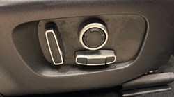 2022 (71) LAND ROVER RANGE ROVER EVOQUE 1.5 P300e R-Dynamic SE 5dr Auto 5004369