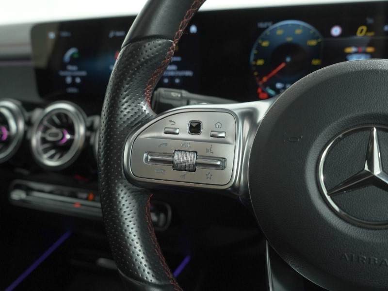 2023 (23) MERCEDES-BENZ EQB 300 4M 168kW AMG Line Premium 66.5kWh 5dr Auto 5935220