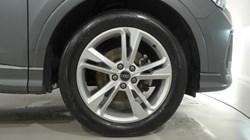 2023 (73) AUDI Q3 35 TFSI S Line 5dr S Tronic 5967798