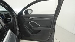 2023 (73) AUDI Q3 35 TFSI S Line 5dr S Tronic 5967801