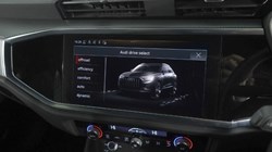 2023 (73) AUDI Q3 35 TFSI S Line 5dr S Tronic 5967817