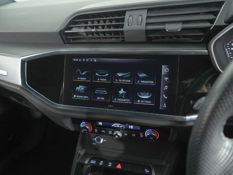 2023 (73) AUDI Q3 35 TFSI S Line 5dr S Tronic 5967824
