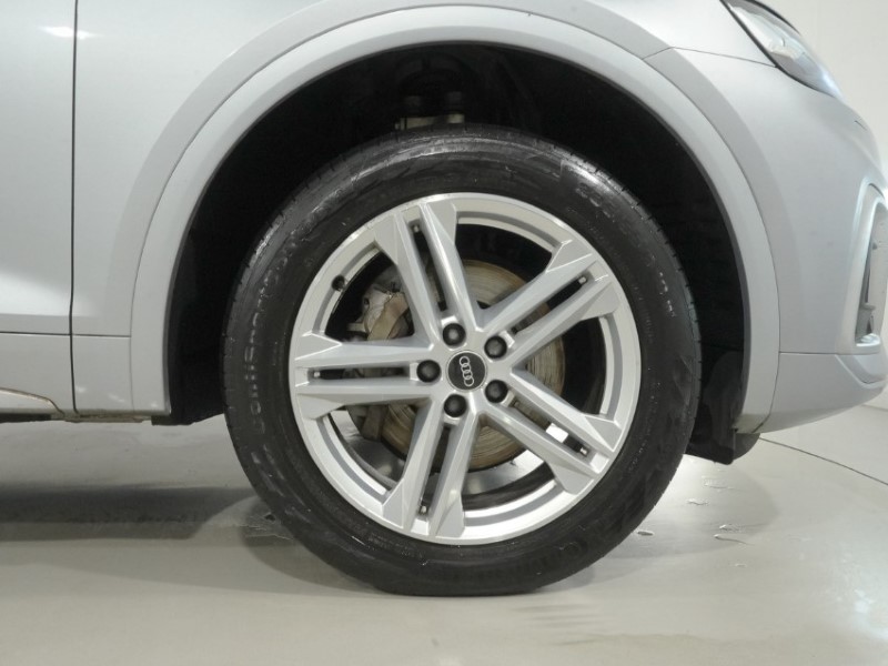 2021 (21) AUDI Q5 40 TDI Quattro S Line 5dr S Tronic 5953860