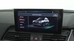 2021 (21) AUDI Q5 40 TDI Quattro S Line 5dr S Tronic 5953893