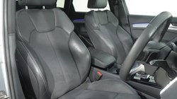 2021 (21) AUDI Q5 40 TDI Quattro S Line 5dr S Tronic 5953871