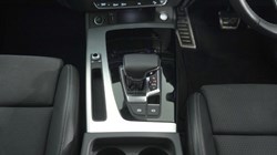 2021 (21) AUDI Q5 40 TDI Quattro S Line 5dr S Tronic 5953853