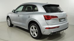2021 (21) AUDI Q5 40 TDI Quattro S Line 5dr S Tronic – Video 1 of 1
