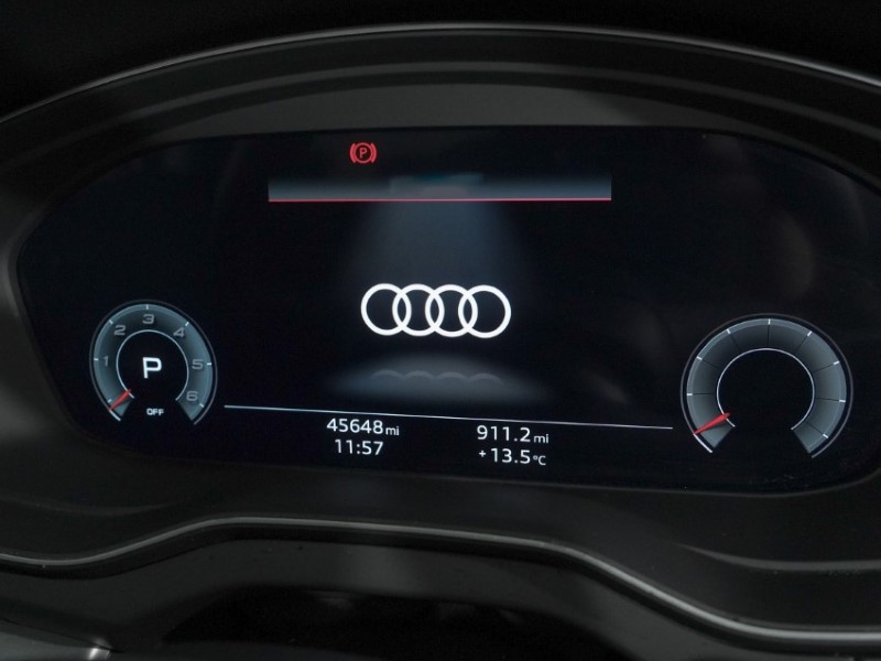 2021 (21) AUDI Q5 40 TDI Quattro S Line 5dr S Tronic 5953898