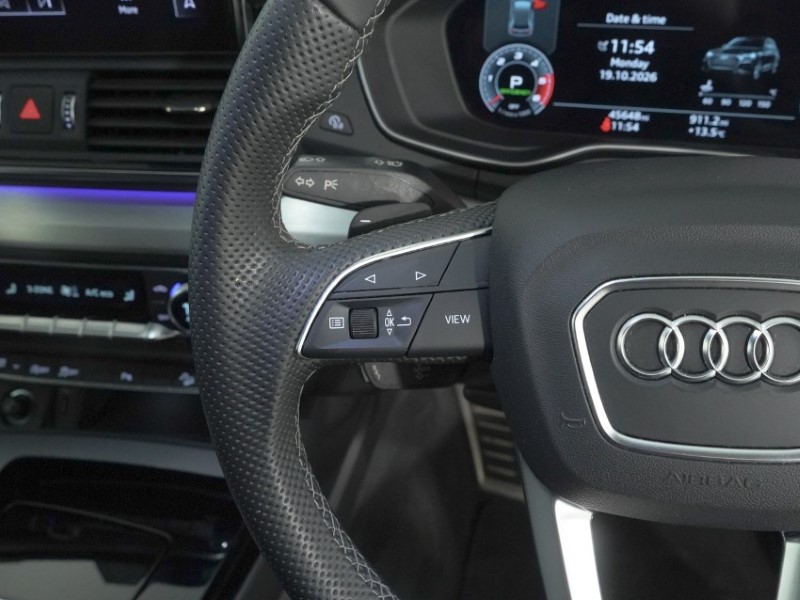 2021 (21) AUDI Q5 40 TDI Quattro S Line 5dr S Tronic 5953872