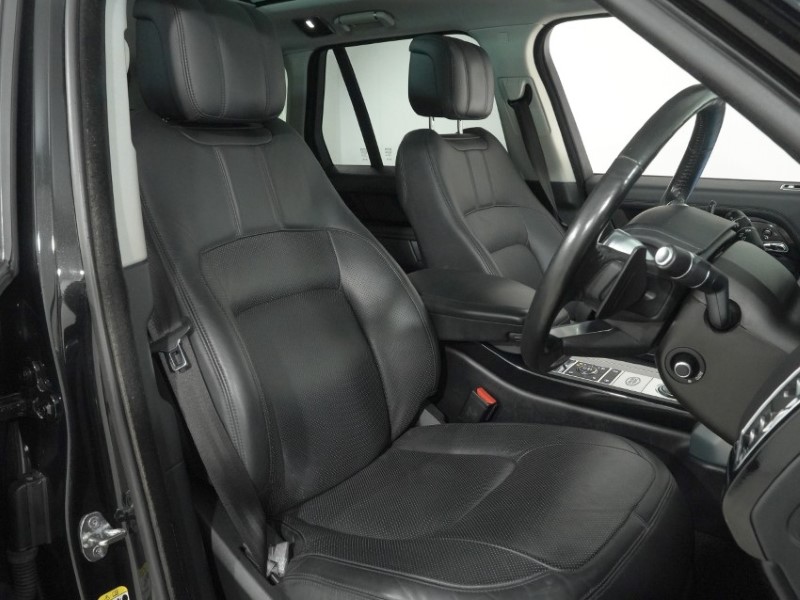 2019 (19) LAND ROVER RANGE ROVER 2.0 P400e Vogue 4dr Auto 5953593