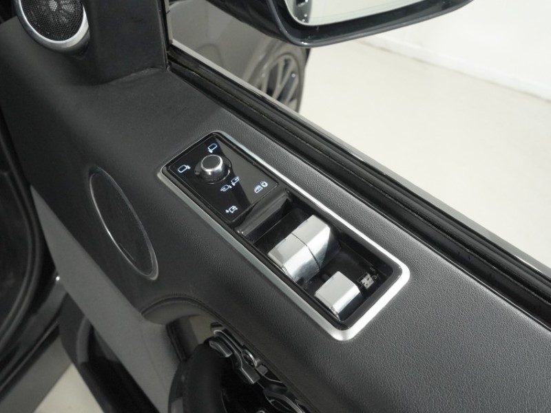 2019 (19) LAND ROVER RANGE ROVER 2.0 P400e Vogue 4dr Auto 5953590