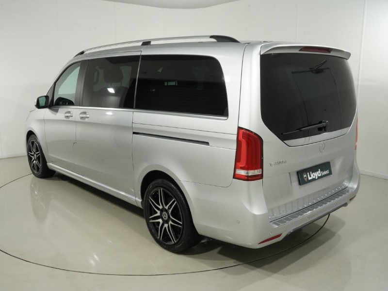 2018 (68) MERCEDES-BENZ V CLASS V250 d AMG Line 5dr Auto [Long] – Video 1 of 1