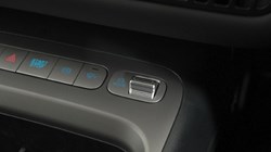 BYD DOLPHIN G 1.5 DM-i 212 Boost 5dr Auto 5794322