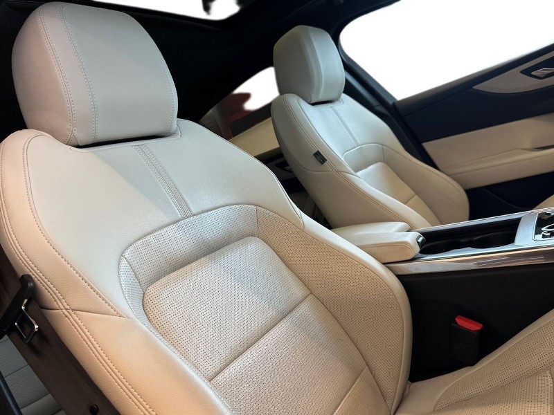 2023 (23) JAGUAR XE 2.0 D200 R-Dynamic Black 4dr Auto 5000421