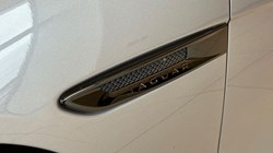 2023 (23) JAGUAR XE 2.0 D200 R-Dynamic Black 4dr Auto 5000415