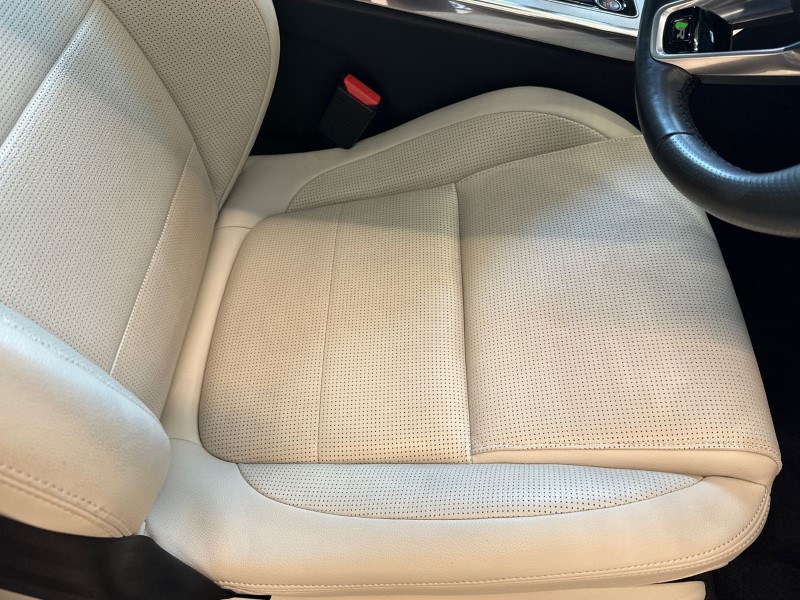 2023 (23) JAGUAR XE 2.0 D200 R-Dynamic Black 4dr Auto 5000420