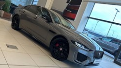 2023 (23) JAGUAR XE 2.0 D200 R-Dynamic Black 4dr Auto 5000447