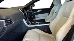 2023 (23) JAGUAR XE 2.0 D200 R-Dynamic Black 4dr Auto 5000398