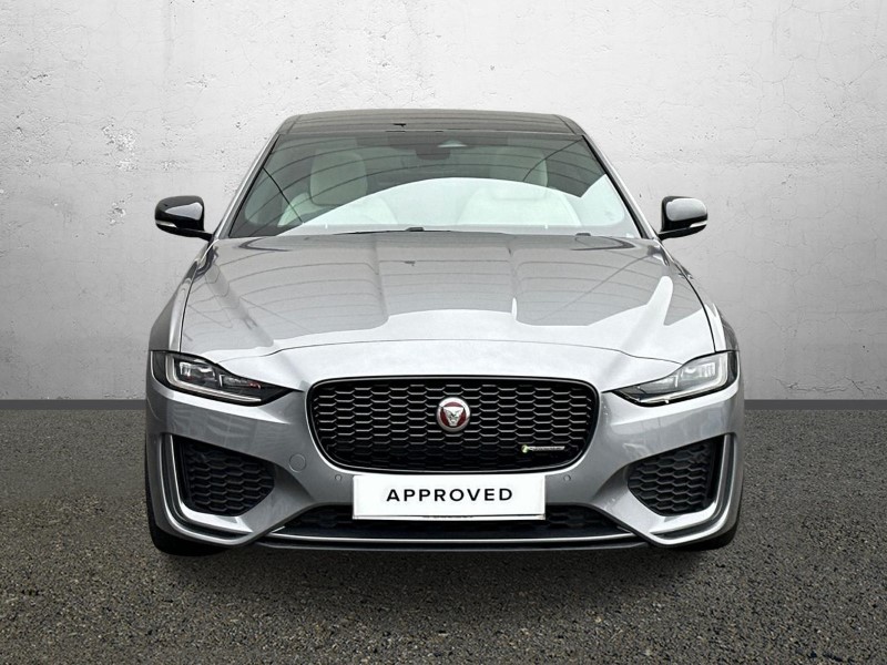 2023 (23) JAGUAR XE 2.0 D200 R-Dynamic Black 4dr Auto 5000402