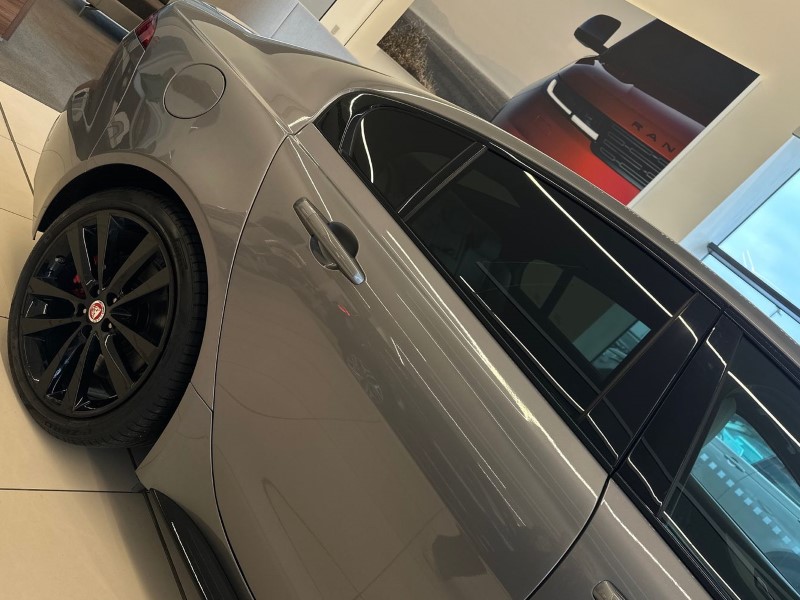 2023 (23) JAGUAR XE 2.0 D200 R-Dynamic Black 4dr Auto 5000445