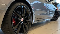 2023 (23) JAGUAR XE 2.0 D200 R-Dynamic Black 4dr Auto 5000442