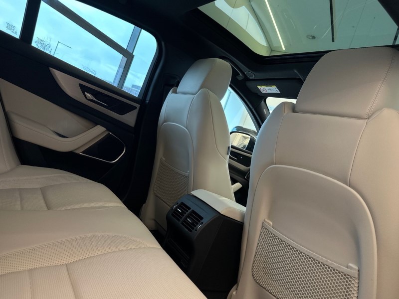 2023 (23) JAGUAR XE 2.0 D200 R-Dynamic Black 4dr Auto 5000416