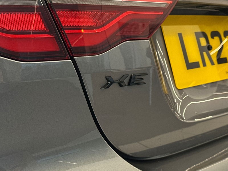2023 (23) JAGUAR XE 2.0 D200 R-Dynamic Black 4dr Auto 5000440