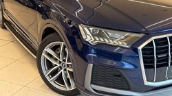 2021 (21) AUDI Q7 50 TDI Quattro S Line 5dr Tiptronic 5010767