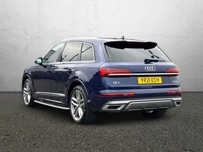 2021 (21) AUDI Q7 50 TDI Quattro S Line 5dr Tiptronic