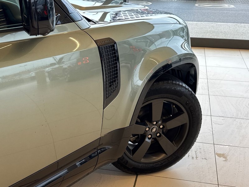 2024 (24) LAND ROVER DEFENDER 3.0 D250 X-Dynamic HSE 90 3dr Auto 5021550