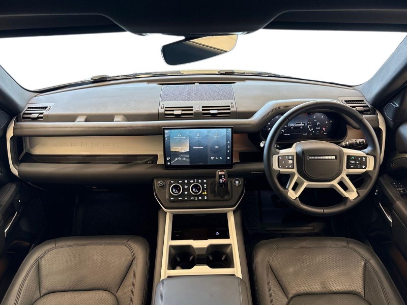 2024 (24) LAND ROVER DEFENDER 3.0 D250 X-Dynamic HSE 90 3dr Auto 5021513