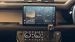 2024 (24) LAND ROVER DEFENDER 3.0 D250 X-Dynamic HSE 90 3dr Auto 5021518