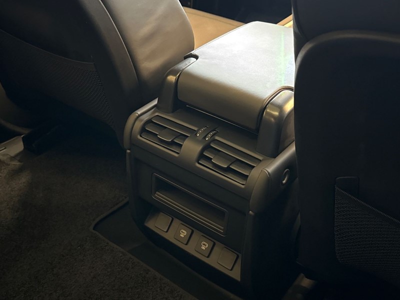 2024 (24) LAND ROVER DEFENDER 3.0 D250 X-Dynamic HSE 90 3dr Auto 5021522