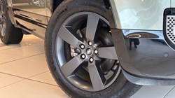 2024 (24) LAND ROVER DEFENDER 3.0 D250 X-Dynamic HSE 90 3dr Auto 5021545