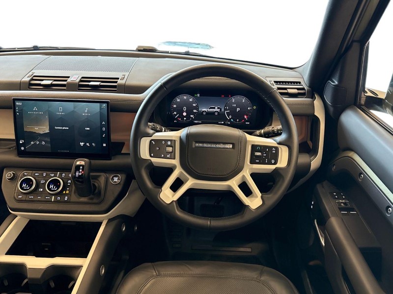 2024 (24) LAND ROVER DEFENDER 3.0 D250 X-Dynamic HSE 90 3dr Auto 5021519