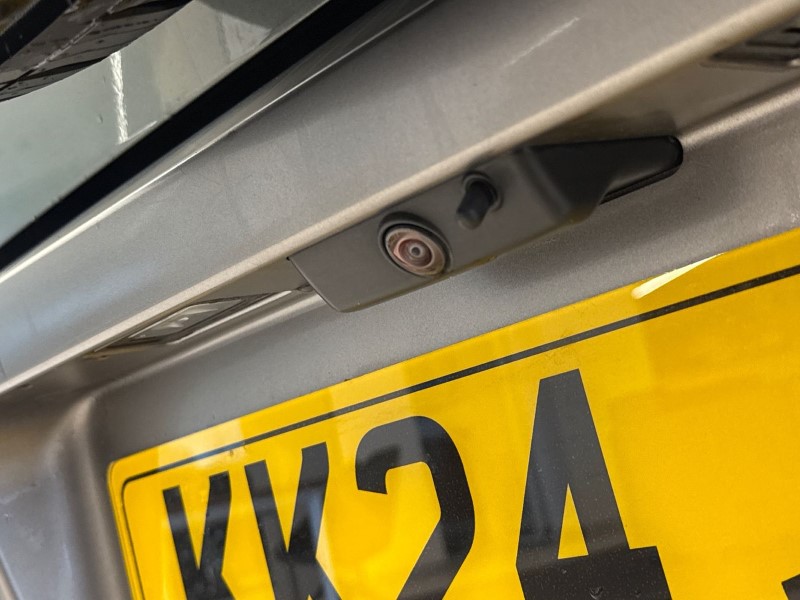 2024 (24) LAND ROVER DEFENDER 3.0 D250 X-Dynamic HSE 90 3dr Auto 5021542