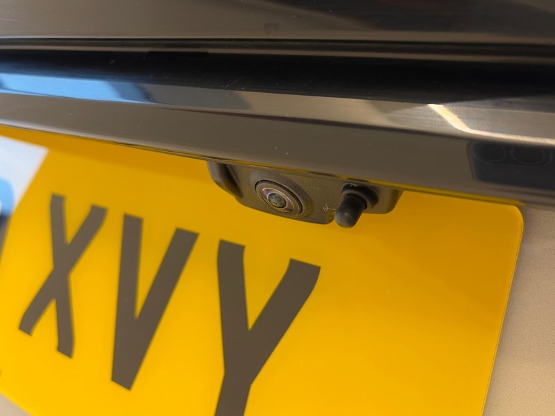 2019 (19) LAND ROVER RANGE ROVER VELAR 3.0 D300 R-Dynamic HSE 5dr Auto 5012008