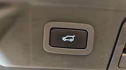 2019 (19) LAND ROVER RANGE ROVER VELAR 3.0 D300 R-Dynamic HSE 5dr Auto 5012007