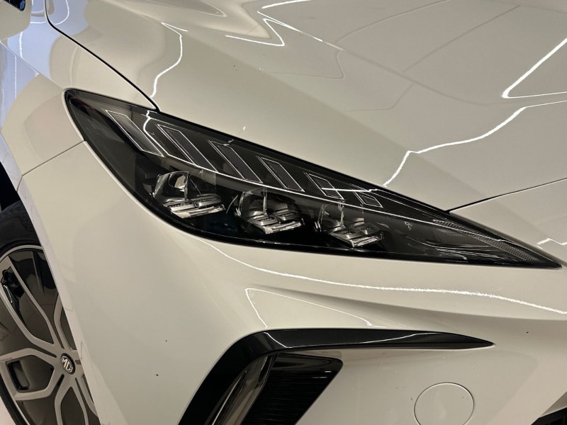 2024 (74) MG MOTOR UK MG4 180kW Trophy EV Extended Range 77kWh 5dr Auto 4992582