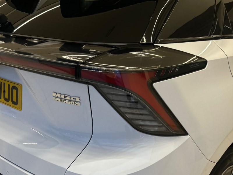2024 (74) MG MOTOR UK MG4 180kW Trophy EV Extended Range 77kWh 5dr Auto 4992609