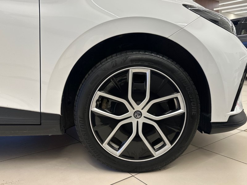 2024 (74) MG MOTOR UK MG4 180kW Trophy EV Extended Range 77kWh 5dr Auto 4992573