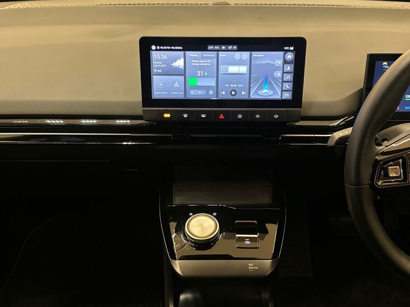 2024 (74) MG MOTOR UK MG4 180kW Trophy EV Extended Range 77kWh 5dr Auto 4992579