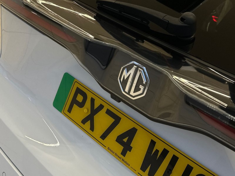 2024 (74) MG MOTOR UK MG4 180kW Trophy EV Extended Range 77kWh 5dr Auto 4992607