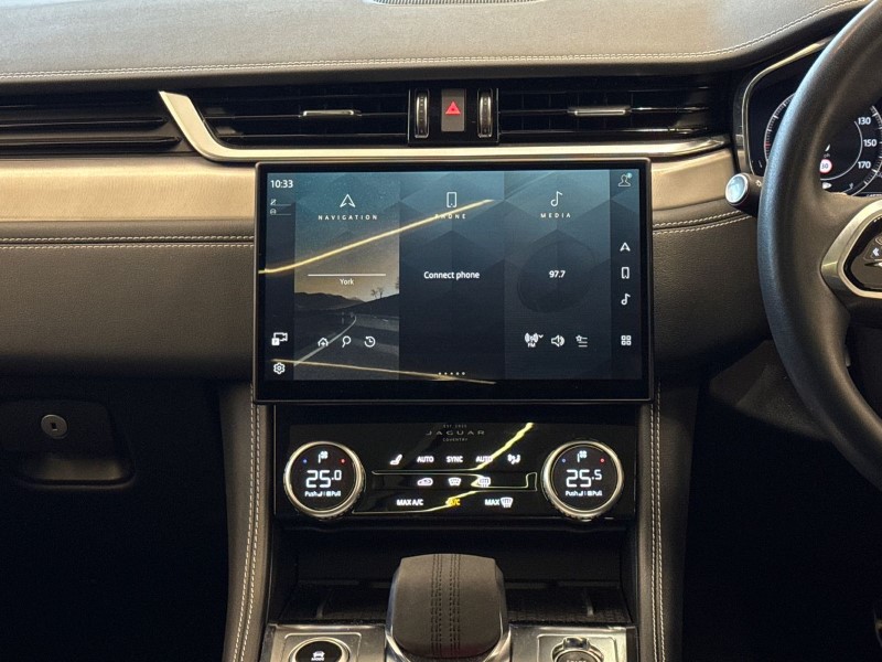 2023 (73) JAGUAR F-PACE 3.0 D300 R-Dynamic SE Black 5dr Auto AWD 5004061