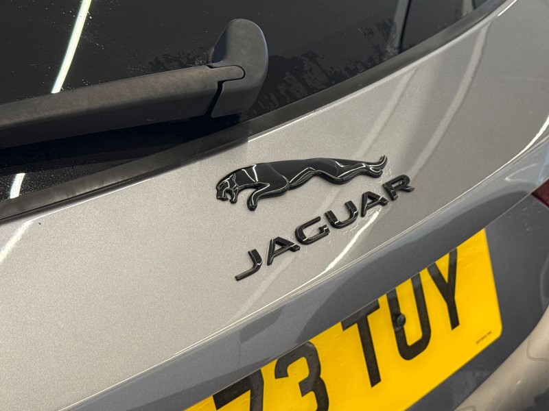 2023 (73) JAGUAR F-PACE 3.0 D300 R-Dynamic SE Black 5dr Auto AWD 5004093