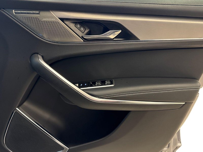 2023 (73) JAGUAR F-PACE 3.0 D300 R-Dynamic SE Black 5dr Auto AWD 5004069