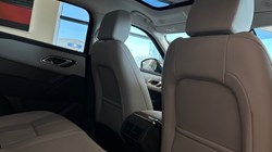 2024 (74) LAND ROVER RANGE ROVER VELAR 2.0 D200 MHEV Dynamic SE 5dr Auto 5134177