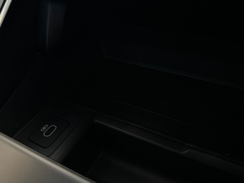 2024 (74) LAND ROVER RANGE ROVER VELAR 2.0 D200 MHEV Dynamic SE 5dr Auto 5134192