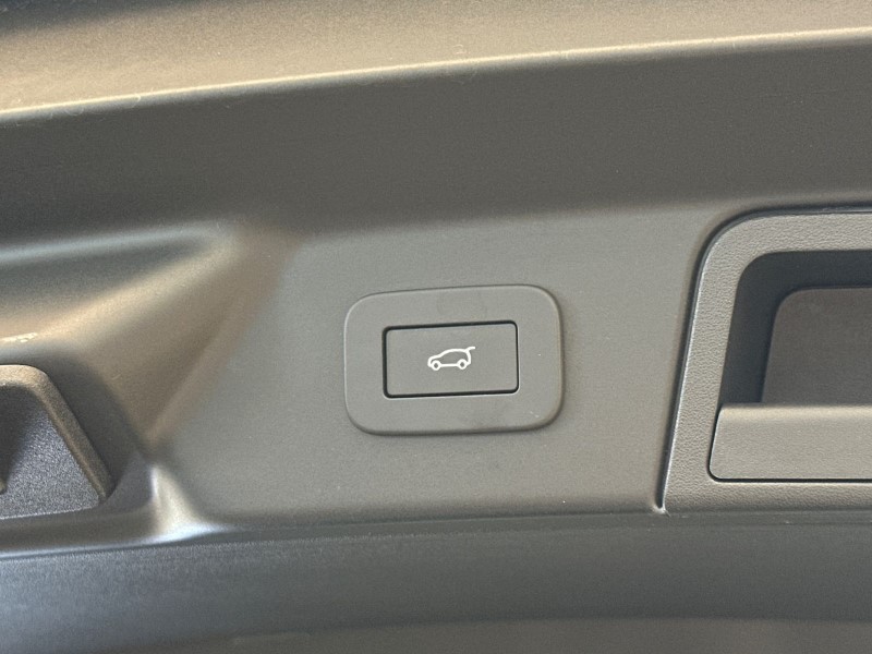 2024 (74) LAND ROVER RANGE ROVER VELAR 2.0 D200 MHEV Dynamic SE 5dr Auto 5134197